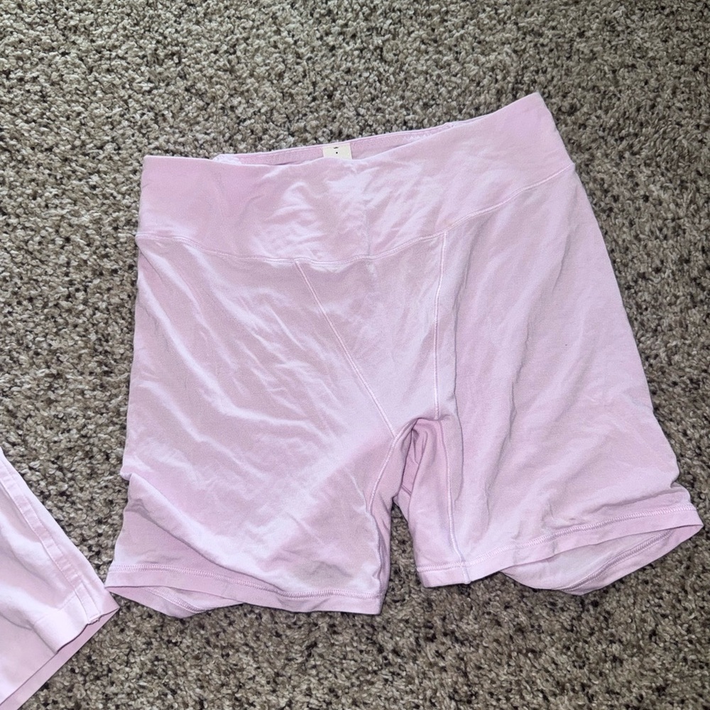 Lululemon sleep set - Picture 2 of 6